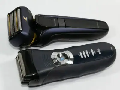 比較1：BRAUN 350CC-AとPanasonic ES-CLV7D-A