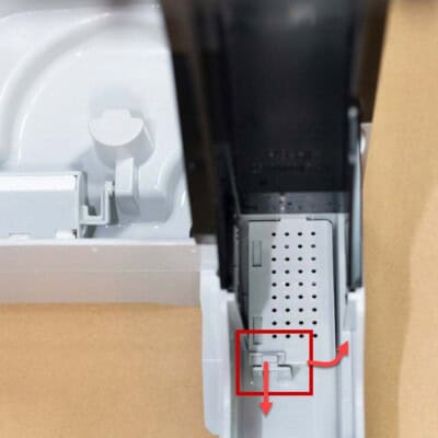 MCK70V 銀イオンカートリッジの取り外し方1