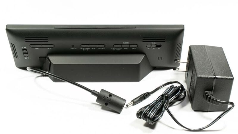 SEIKO デジタル電波時計 DL305Kの本体とACアダプタ