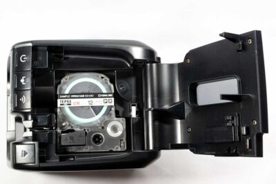テプラPRO SR5900Pのカートリッジ取り付け