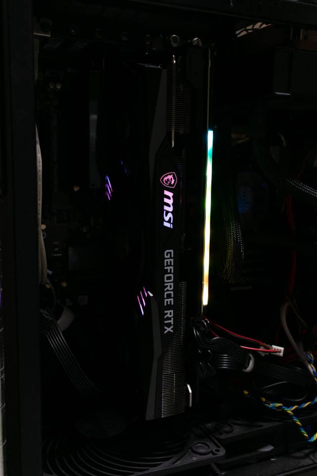MSI GeForce RTX 3070 GAMING X TRIOのライティング