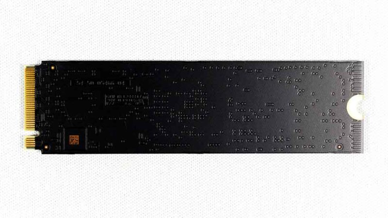 SN750 WDS100T3X0C 裏